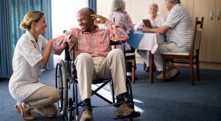 assisted living vs nursing home
