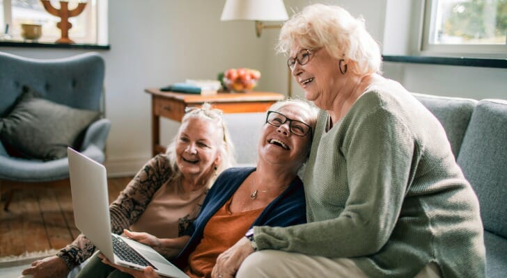 SmartAsset: How Do Social Security Survivor Benefits Work?