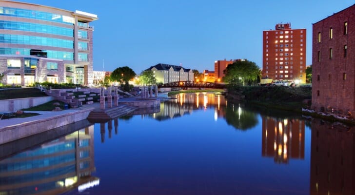 Image shows a skyline of Sioux Falls, South Dakota. SmartAsset analyzed data to conduct its latest study identifying the best cities for young professionals.