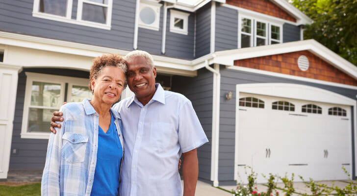 can a retired person qualify for a mortgage