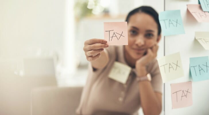 how to avoid tax on savings account