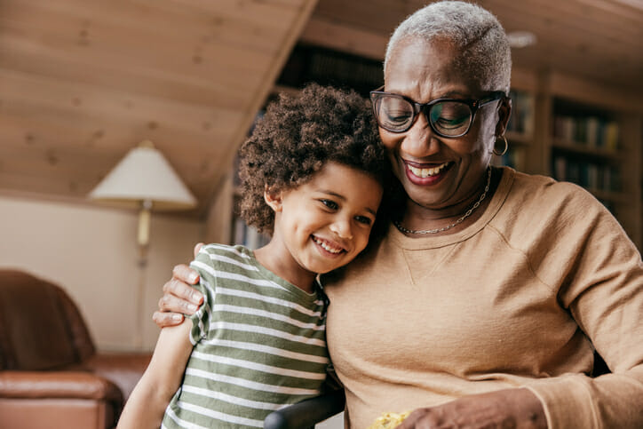 SmartAsset: How to Set Up Savings Accounts for Grandchildren