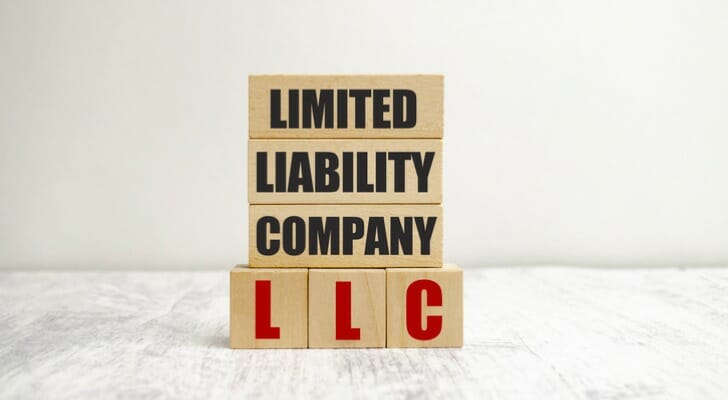 Limited Liability Company (LLC) Meaning and Definition (2023)
