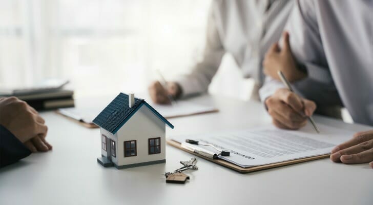 SmartAsset: What percentage of your income should safely go to a mortgage?