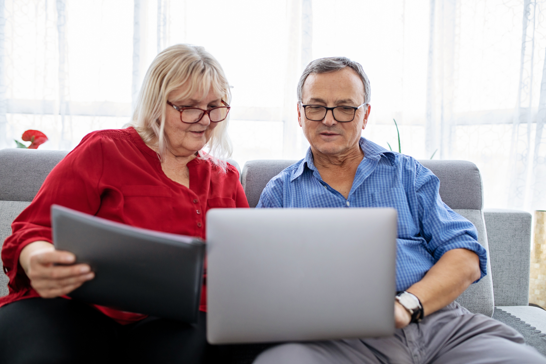 A couple researching eligibility for Social Security Disability benefits.