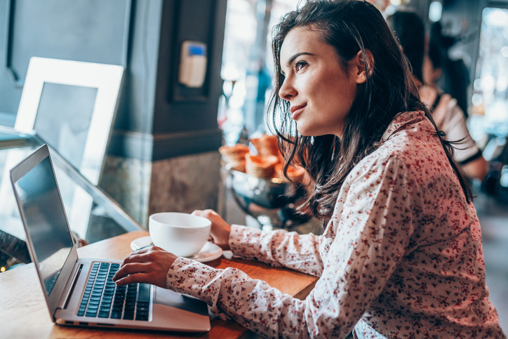 An investor researching how to use a bond yield spread for her investing.