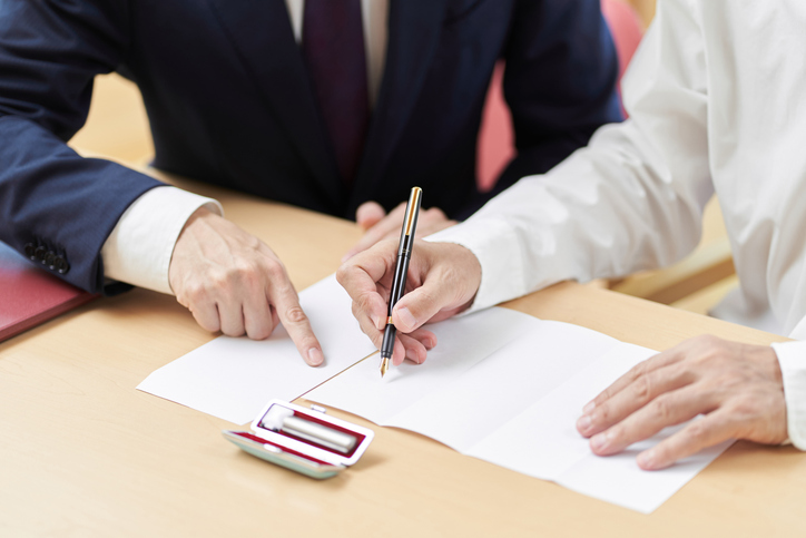 There's no set basis for how much a probate attorney can cost. 