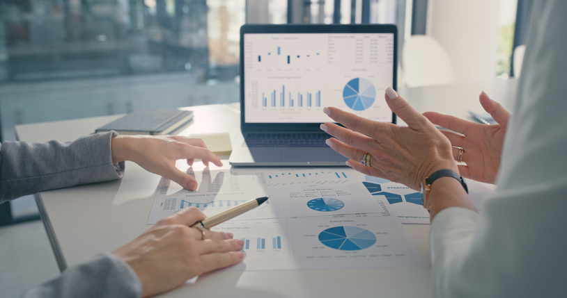 The continuous compounding interest formula is an important concept in advanced finance and mathematics. 