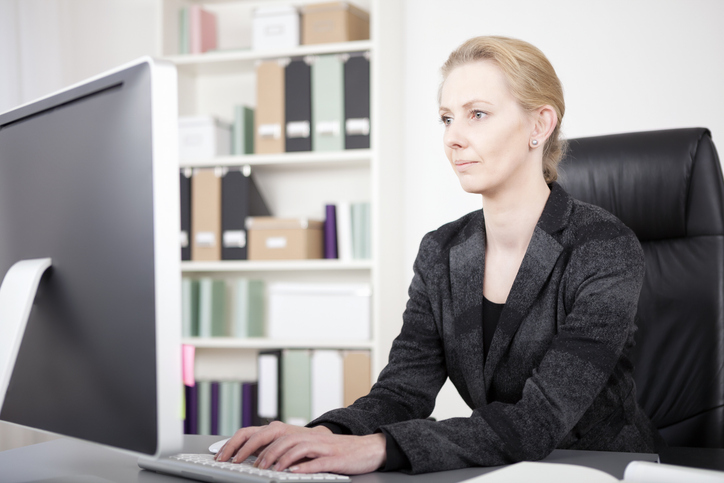 Forward P/E vs. Trailing P/E: What's the Difference?