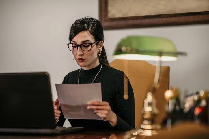 An advisor sets up firm management software for her firm.