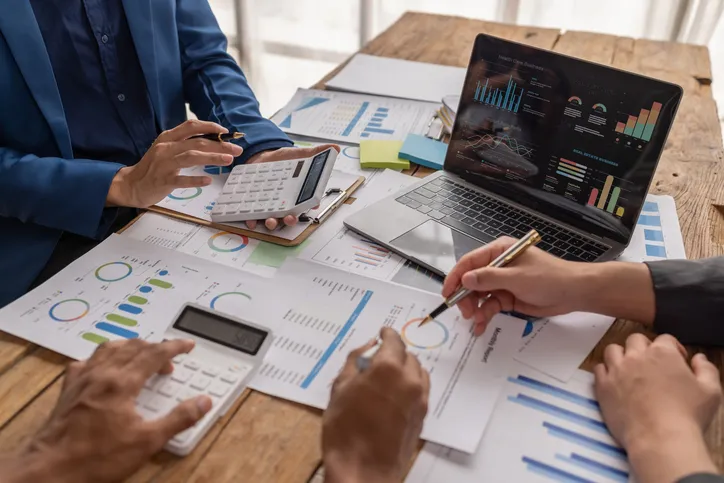 Before trading on any prediction market platform, investors should verify regulatory status, review outcome resolution criteria and understand how winnings are taxed.